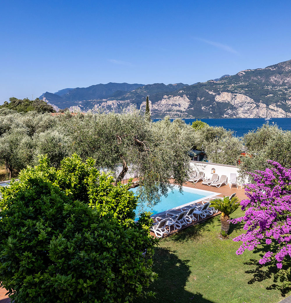 Scopri il Residence Hotel Alesi - 3 stelle a Malcesine, ideale per le famiglie